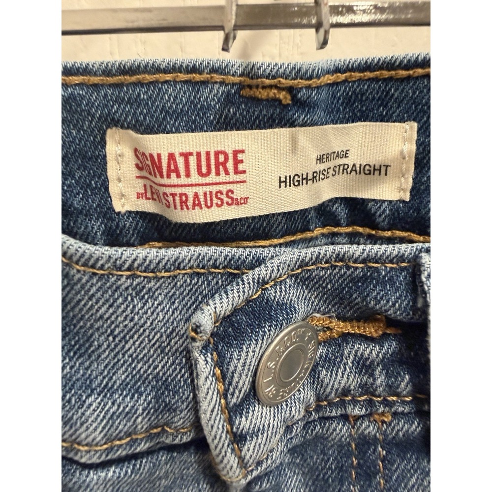Signature Levis Strauss Women's High Rise Straight Jeans Blue Size W27 - Picture 3 of 5